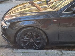 Audi A4 2013 Facelift, Business Edition-thumb-1