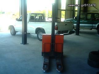 BT 2003 BT-TOYOTA 1600 kg-thumb-1