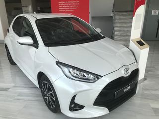 Toyota Yaris '23 STYLE ΠΑΡΑΔΟΣΗ 3/2023