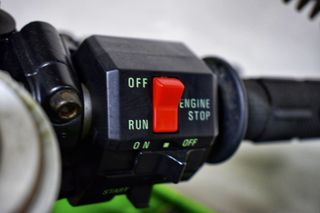 Kawasaki ZXR 750 1991 ZXR 750 R K-thumb-19