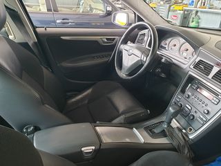 Volvo S60 2006-thumb-5