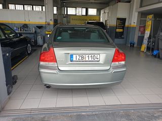 Volvo S60 2006-thumb-3