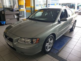 Volvo S60 2006-thumb-6