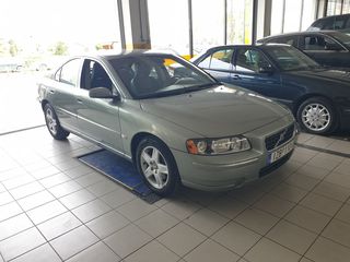 Volvo S60 2006-thumb-7