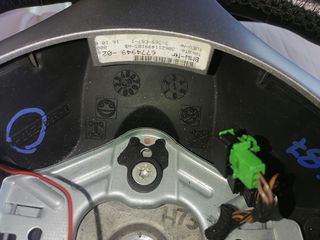 Πωλείται τιμόνι από bmw e87-thumb-3