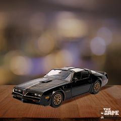 Smokey & Bandit 1977 Pontiac Firebird 1:32