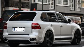 CAYENNE 957 WIDE BODY LOOK MANSORY CUSTOMIZED-thumb-1