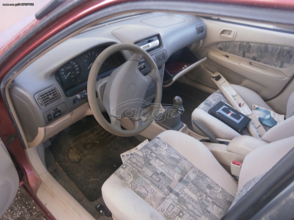toyota corala timoni