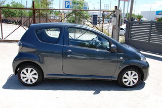 Toyota Aygo 2013 AYTOMATO F1 !!!!!!-thumb-4