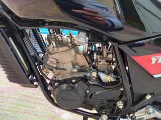 Yamaha RD 125 1985 Ypvs-thumb-8