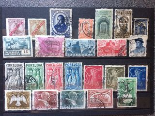 Lot διαφορετικων γραμματοσημων Πορτογαλιας απο το 1910.