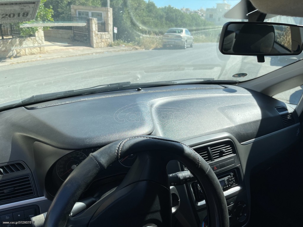 Ταμπλό fiat punto