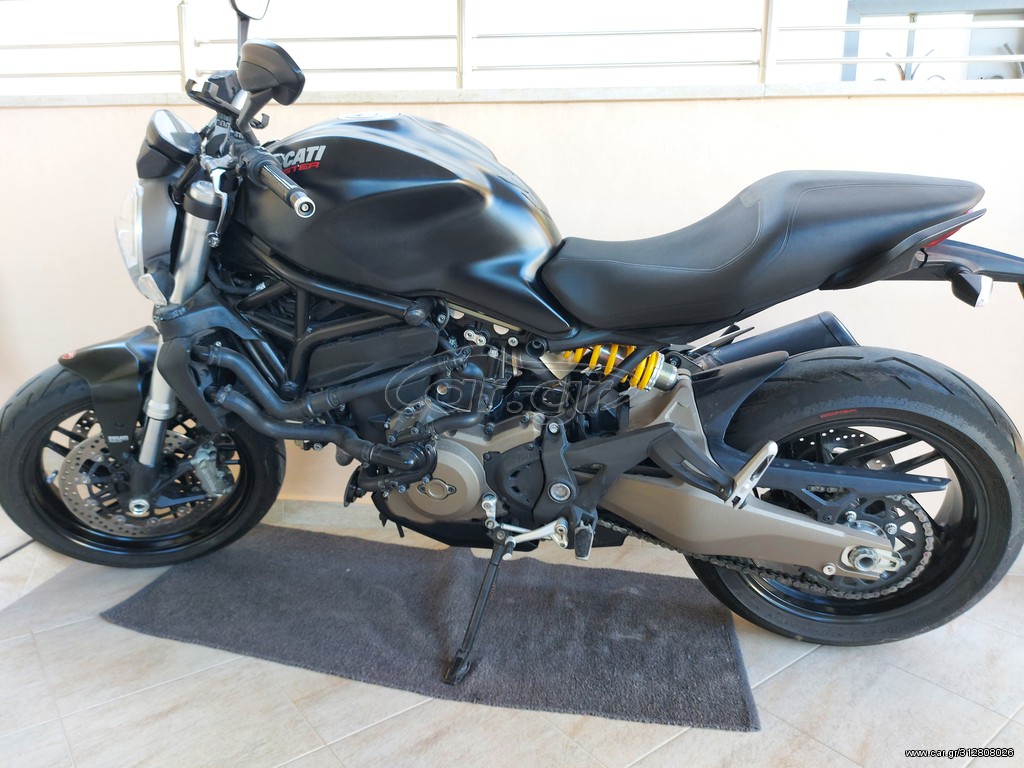 Ducati Monster 821 2015