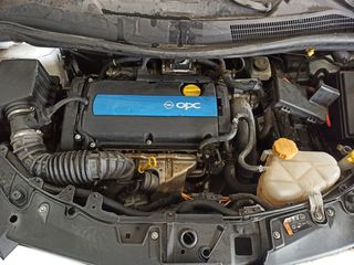 Corsa D OPC NURBURGRING-thumb-4