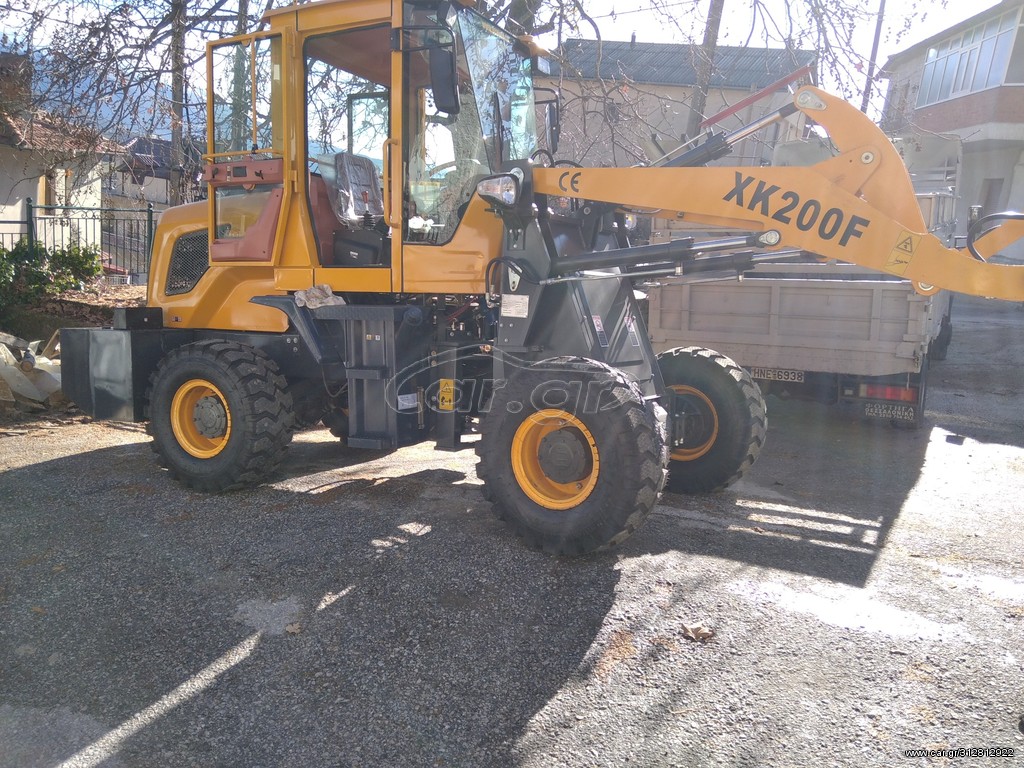 Φορτωτής Με Λάστιχα 2026 MACAO XK200F