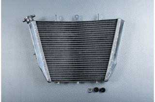 ΨΥΓΕΙΟ SUZUKI GSXR 1000 2005-2006 ΜΑΥΡΟ