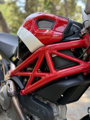 Ducati Monster 796 2010-thumb-70