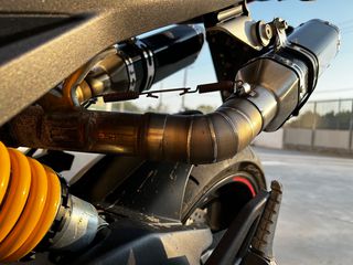 Ducati Monster 796 2010-thumb-37