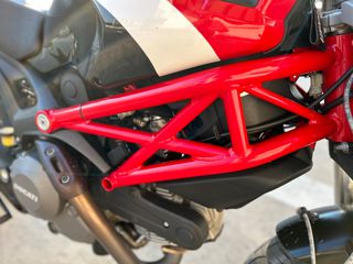 Ducati Monster 796 2010-thumb-40