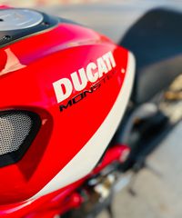 Ducati Monster 796 2010-thumb-47