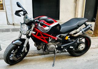 Ducati Monster 796 2010-thumb-48