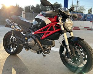 Ducati Monster 796 2010-thumb-49