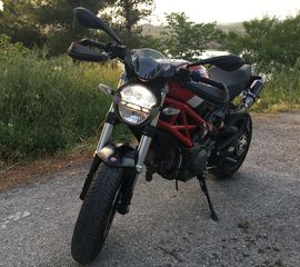 Ducati Monster 796 2010-thumb-13