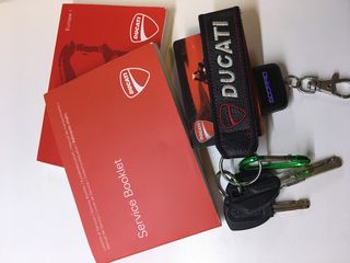 Ducati Monster 796 2010-thumb-32