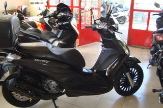 Piaggio Beverly 300i '14