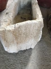 Πέτρινες παλιές γούρνες, για βρύση, για εντοίχιση, για χρήση, για διακόσμηση, οικοδομικά αρχιτεκτονικά υλικά σε διάφορα σχέδια, μεγέθη και τιμές ... τηλέφωνο για συνεννόηση....-thumb-9