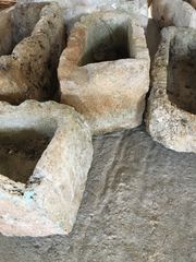 Πέτρινες παλιές γούρνες, για βρύση, για εντοίχιση, για χρήση, για διακόσμηση, οικοδομικά αρχιτεκτονικά υλικά σε διάφορα σχέδια, μεγέθη και τιμές ... τηλέφωνο για συνεννόηση....-thumb-28