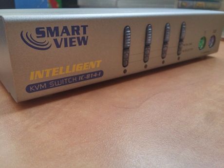 KVM SWITCH IC-814i smart view intelligence