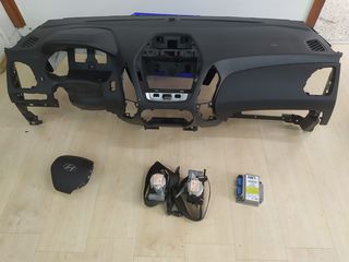Αερόσακοι κομπλέ με το ταμπλό του  από Hyundai ix35 2010-2017