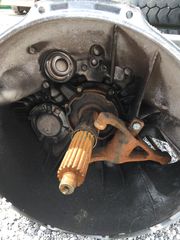 1831 actros-thumb-11