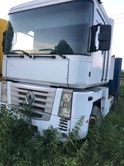 Renault 1999-thumb-1