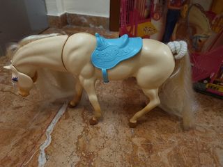 Barbie σταυλος-thumb-3