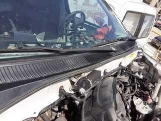 Toyota Hiace -thumb-22