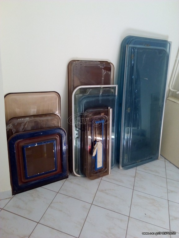 ΠΑΡΑΘΥΡΑ ΤΡΟΧΟΣΠΙΤΩΝ