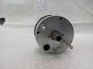 Suzuki GT 550 στροφόμετρο 76-thumb-4