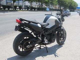 Bmw 2010 F 800 R ABS-thumb-3