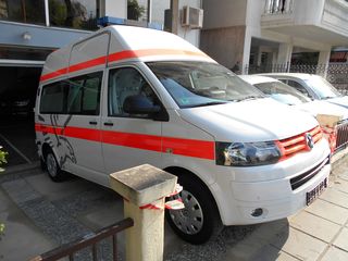 Ασθενοφόρο Volkswagen 2013 T5 MAXI 2.0 TDI 140 PS EURO 5-thumb-1