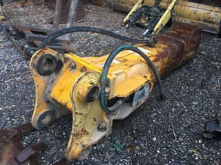 HAMMER(JCB)2τον.-thumb-5