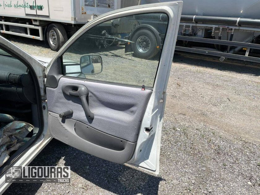 ΠΟΡΤΑ ΔΕΞΙΑ ΑΠΟ OPEL COMBO