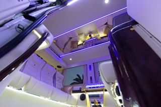 Mercedes-Benz 2022 Μercedes Sprinter Empire Luxury Edition (Compact)-thumb-6