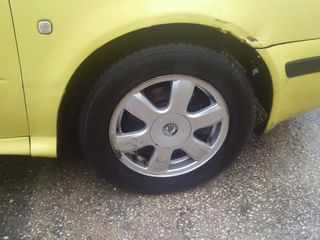 Skoda Octavia 2004-thumb-8