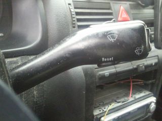 Skoda Octavia 2004-thumb-30