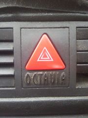 Skoda Octavia 2004-thumb-10