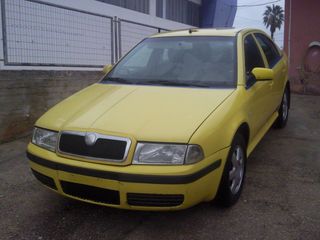 Skoda Octavia 2004-thumb-23