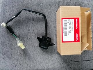 ΦΑΝΟΣ ΠΙΝΑΚΙΔΑΣ ΠΙΣΩ PCX150 HONDA ΓΝΗΣΙΟ-thumb-1