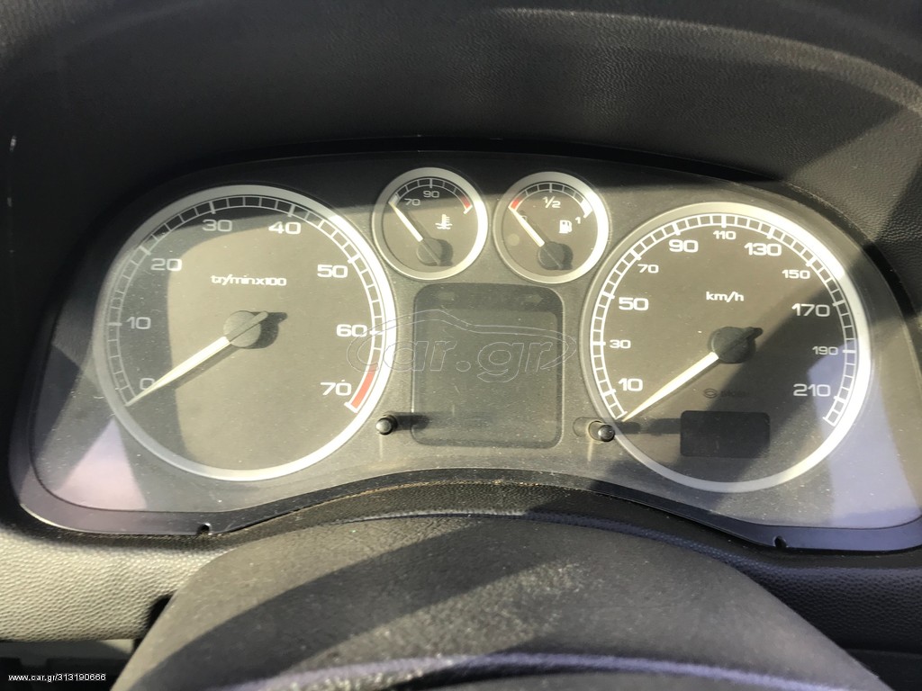 PEUGEOT 307